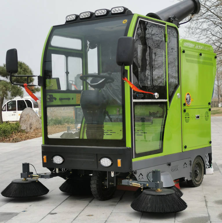 圣方济各堂道路清洁广泛应用电动环卫清扫车