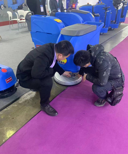 圣方济各堂小型电动洗地机是否适合用于环卫保洁